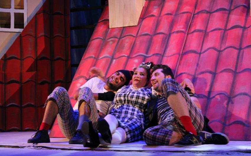 Azərbaycan Dövlət Gənc Tamaşaçılar Teatrında xeyriyyə aksiyası keçirilib - FOTO