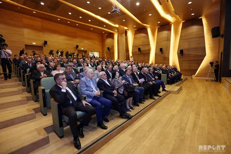 SOCAR-da akademik Azad Mirzəcanzadənin 90 illik yubileyi qeyd edilib