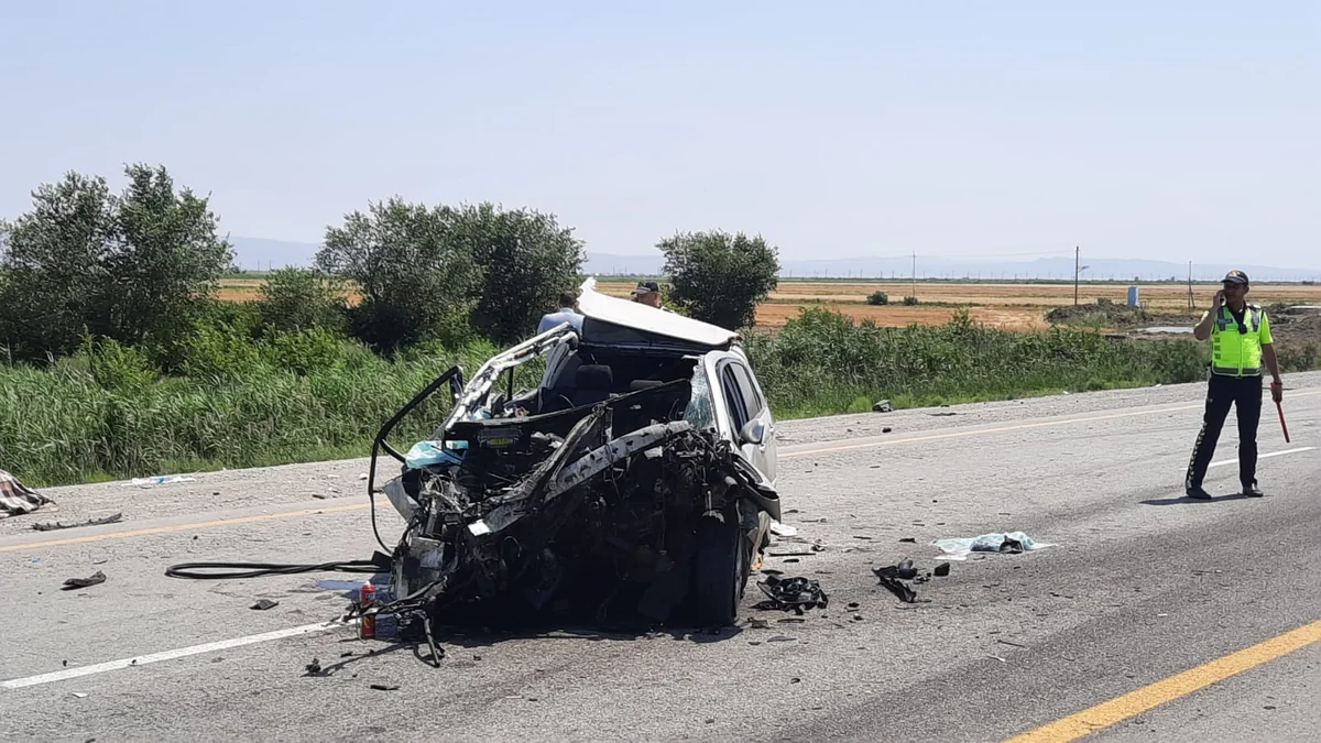 Hacıqabulda yol qəzasında 3-ü bir ailənin üzvü olmaqla 4 nəfər xəsarət alıb