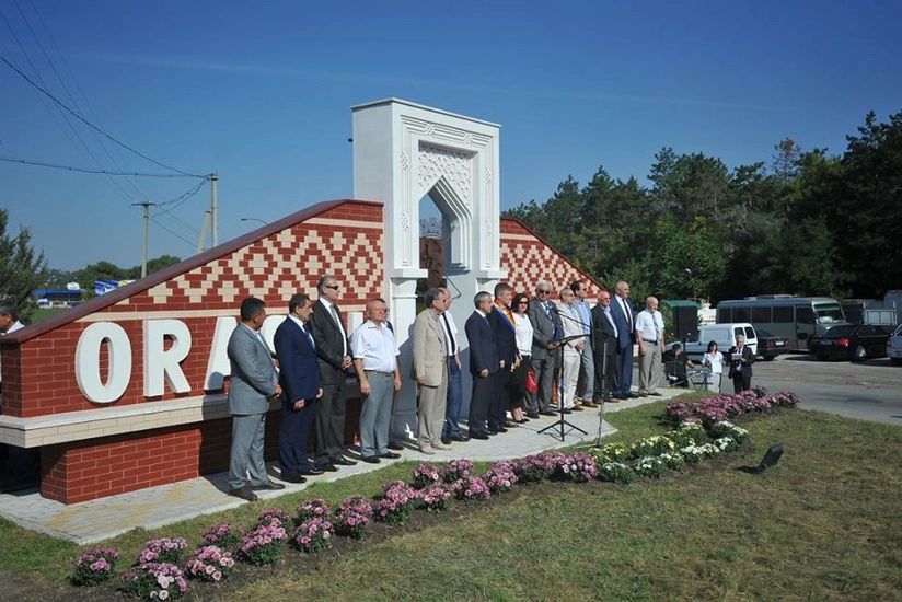 Moldova və Azərbaycan dostluğunun şərəfinə abidə ucaldılıb