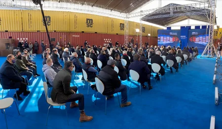 Poti dəniz limanında yeni terminal açılıb