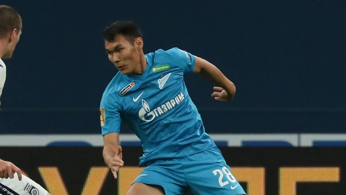 “Zenit” rəsmisi “Qarabağ” və “Neftçi”nin maraqlandığı futbolçu ilə bağlı açıqlama verib