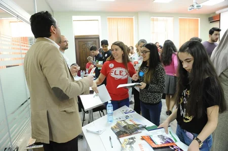 Bakıda keçirilmiş təhsil sərgisində ABŞ-ın 20-dən çox universiteti təmsil olunub - FOTO