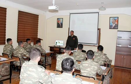 Aprel döyüşlərinin səkkizinci ildönümü ilə əlaqədar tədbirlər keçirilib