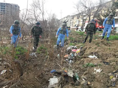 Bakının Xətai rayonunda zenit top mərmisi aşkarlanıb - FOTO
