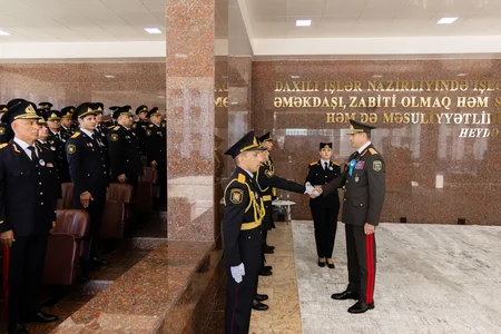 “Polis Günü”nə və tədris ilinin buraxılışına həsr olunmuş mərasim keçirilib