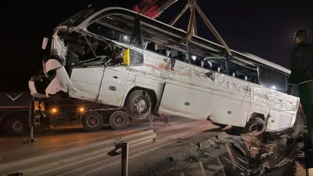 В Турции перевернулся автобус со студентами, есть погибшие и много раненых