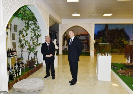 Prezident İlham Əliyev “Baytarlıq şəhərciyi”nin açılışında iştirak edib