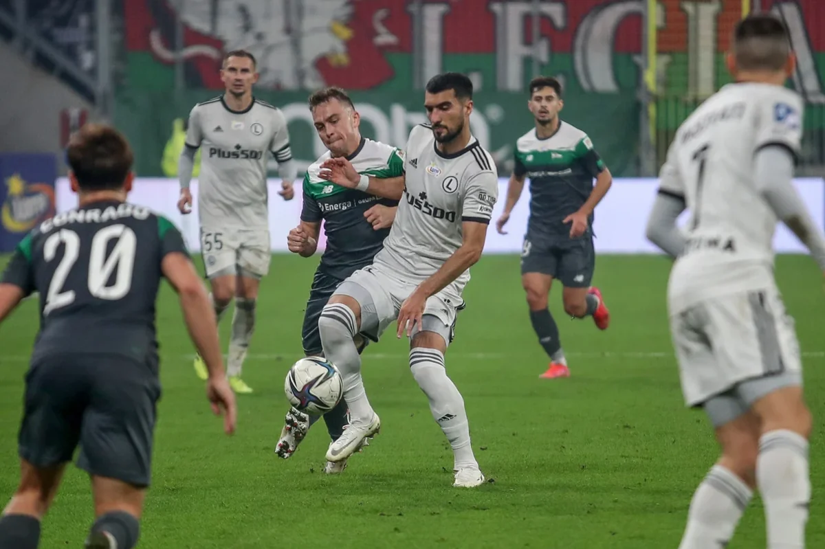 Mahir Emreli: Baş verənlərə görə qəzəblənirəm