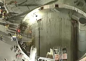 Firefighters rescue 31 workers after tunnel collapses in Los Angeles