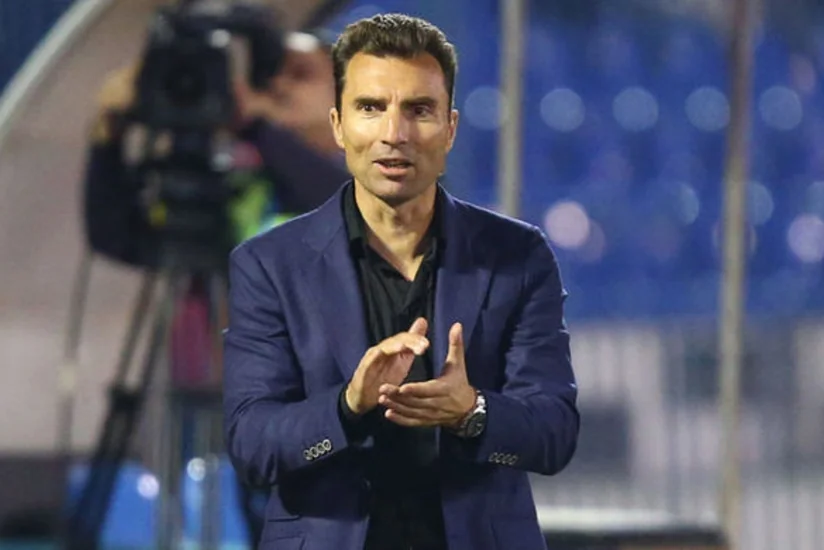 Rusiya klubu xoruza bənzədilən erməni baş məşqçisini qovub