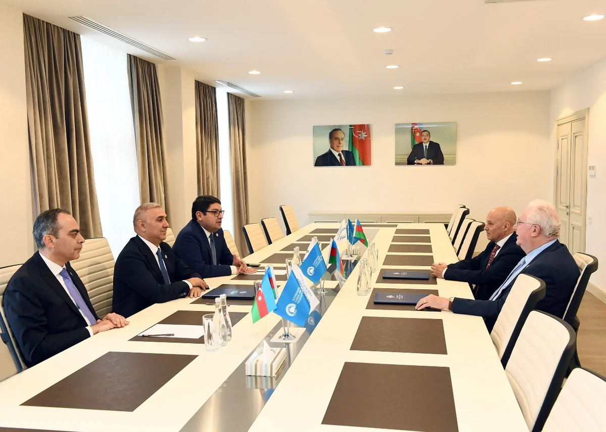 Vüqar Əhmədov Avropa Kanoe Assosiasiyasının prezidenti ilə görüşüb