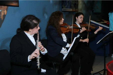 ASCO Xəzərin dibindən tapılmış eksponatları sərgiyə çıxarıb