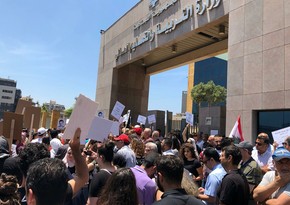 Beirut riots: Angry residents demand government's resignation