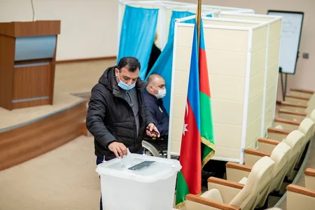 ƏƏSMN yanında İctimai Şuranın yeni tərkibi seçilib