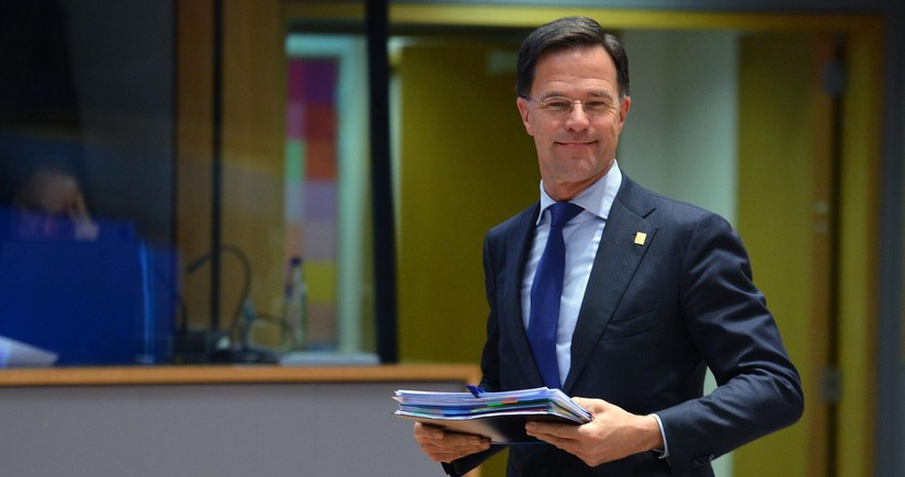 Rutte Ukrayna üçün imkanlar pəncərəsindən danışıb