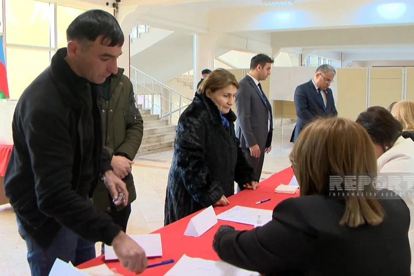 Prezident seçkiləri: Naxçıvanda saat 17:00-dək seçici fəallığı 72.74 faiz olub