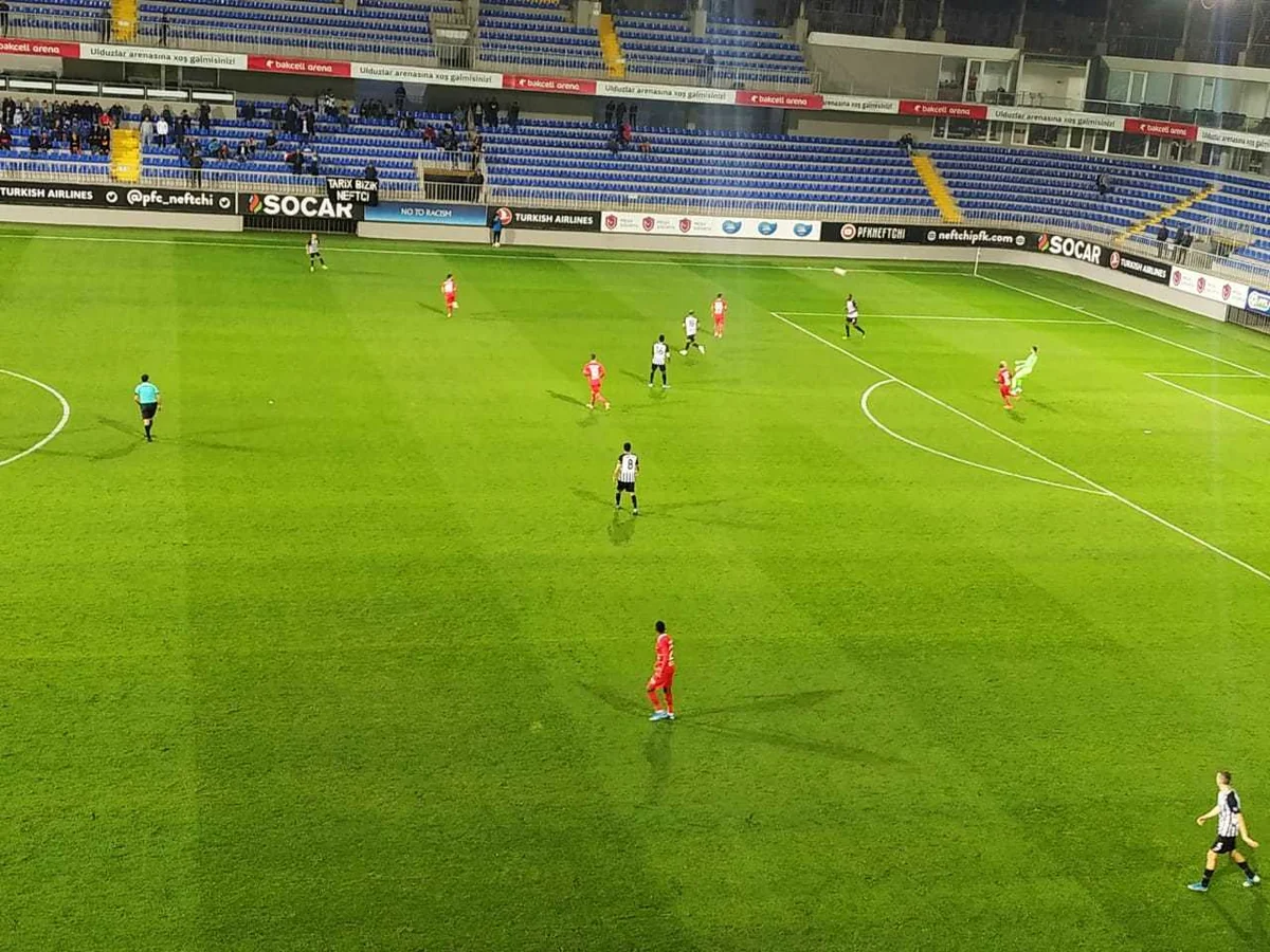 Neftçi Qarabağla xal fərqini azaldıb - VİDEO