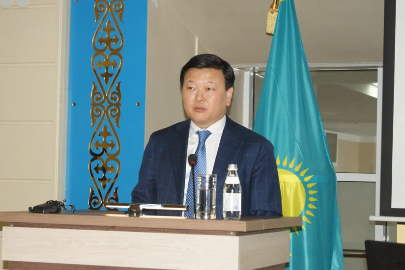 Цой освобожден от должности министра здравоохранения Казахстана