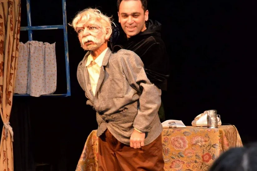 Kukla Teatrının aktyoru xəstəxanaya yerləşdirilib