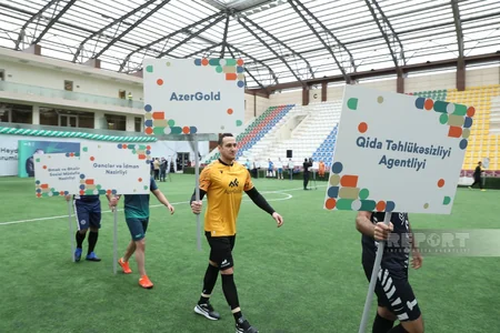 Heydər Əliyevin xatirəsinə həsr olunmuş minifutbol turnirinin açılış mərasimi keçirilib