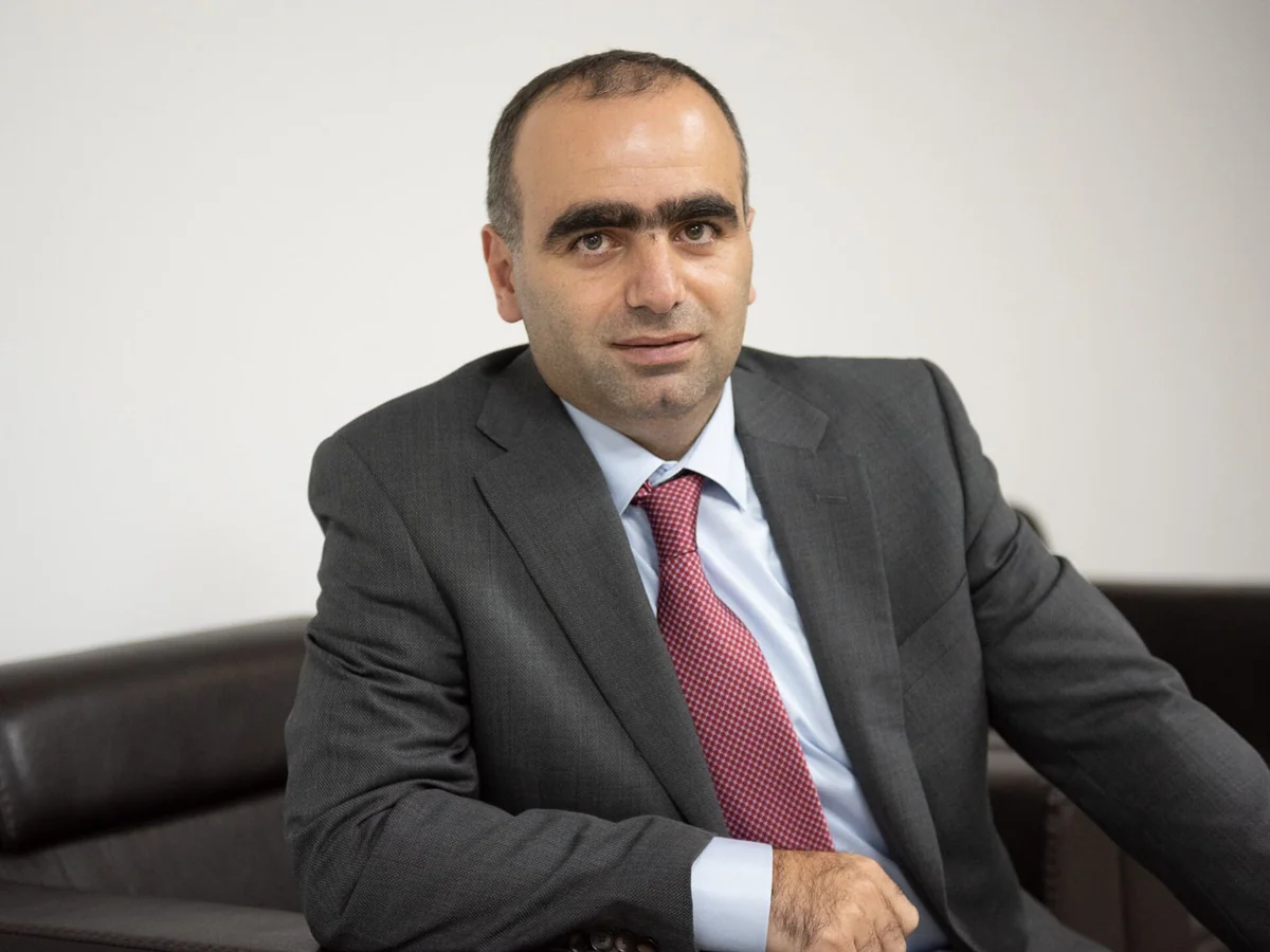 Ermənistan adı rüşvətdə hallanan komitəsində sədr müavini vəzifəsindən çıxarılıb