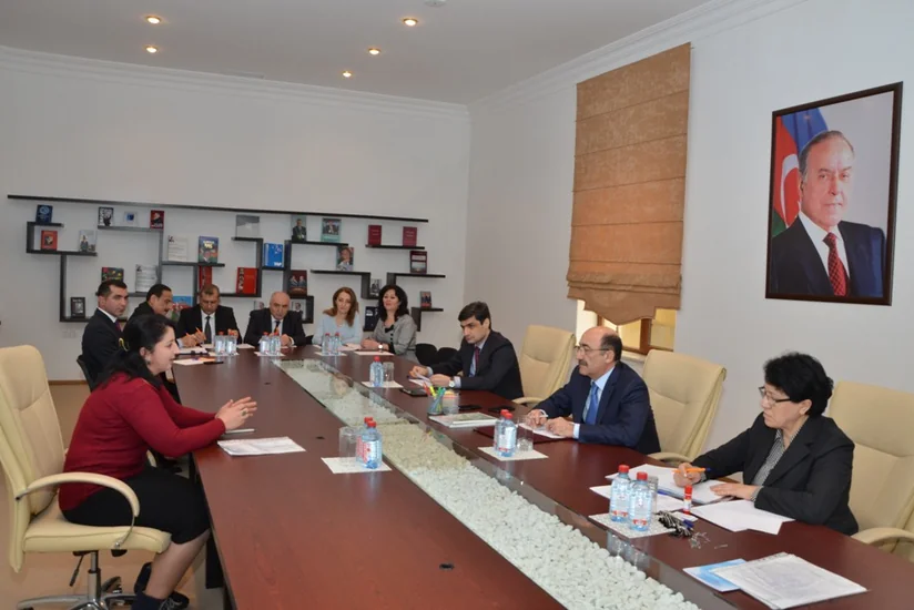 Əbülfəs Qarayev: Kitabxanalarda elektron ədəbiyyatın daha geniş tətbiqi istənilir