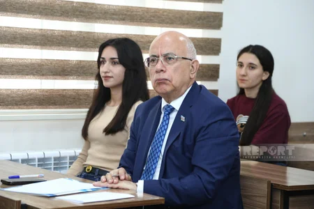 Bakıda cəmiyyətdə nümunəvi ailə modelinin təşviqi üçün gənclərin məsuliyyətinin artırılması müzakirə olunub