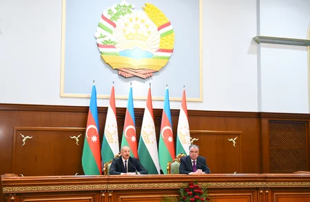 Presidents of Azerbaijan and Tajikistan make press statements