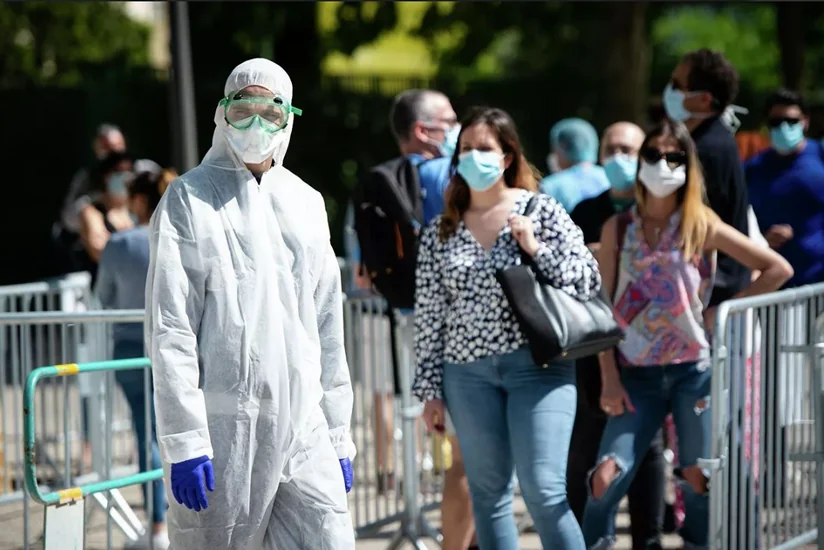 Fransada koronavirus qurbanlarının sayı 28 mini ötüb