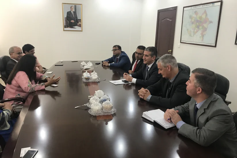 Səfir Əli Əlizadə Pakistanda səfərdə olan Britaniya parlamentinin deputatları ilə görüşüb