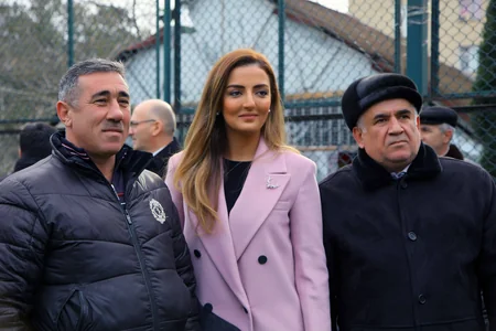 Könül Nurullayeva Qarabağ müharibəsi əlilləri, veteranları, şəhid ailələri və Çernobıl əlilləri ilə görüşüb