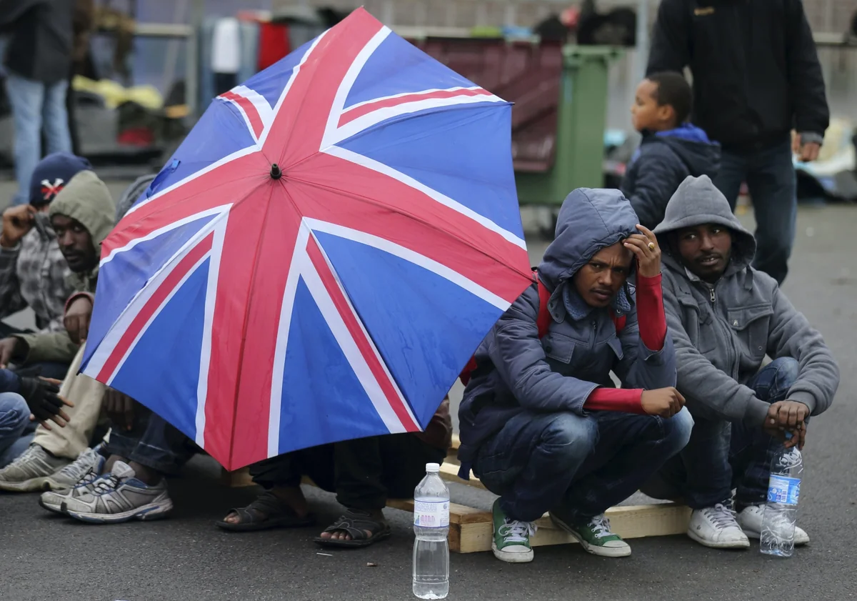 Bu il Britaniyaya 65 minə qədər miqrant qeyri-qanuni yolla gedə bilər