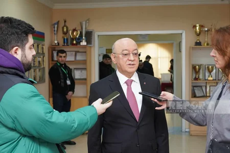 Kəmaləddin Heydərov səs verib