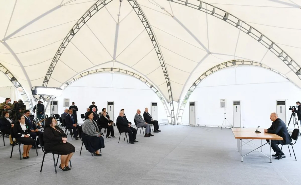 Azerbaijani president meets with public representatives of Khojavand district 