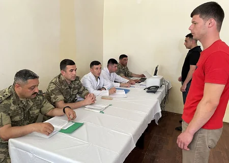 Hərbi vəzifəlilər ilə növbəti təlim toplanışı keçirilir