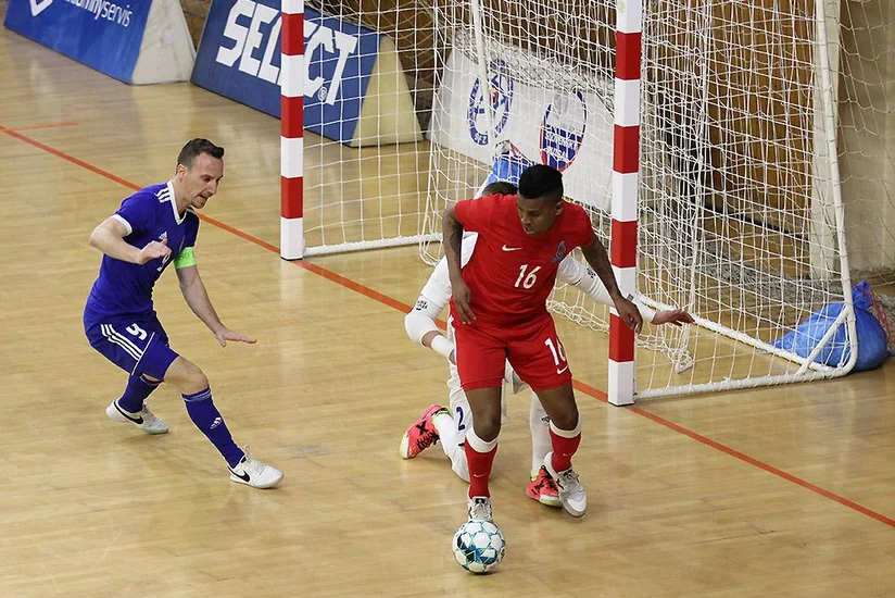 Millimizin oyunçusu: Bir xalı da qənimət saymaq olar