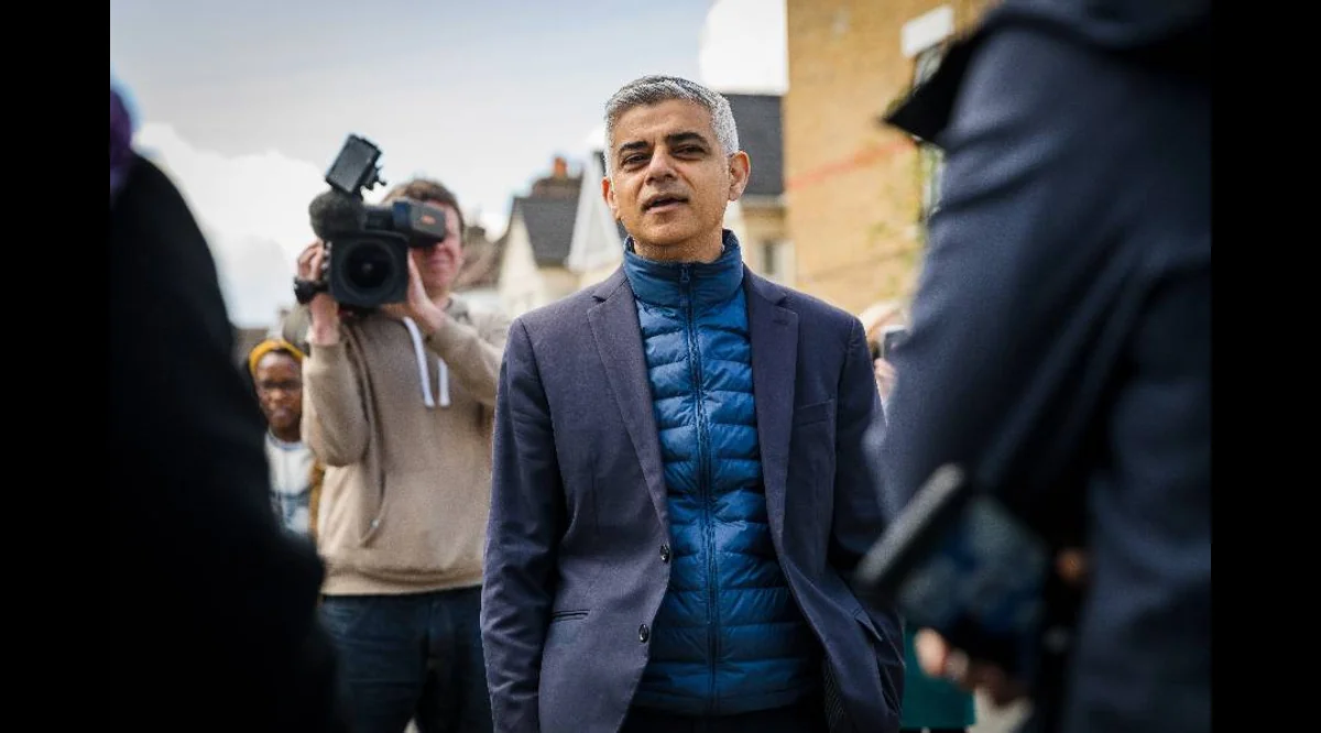 Sadik Xan yenidən Londonun meri seçilib