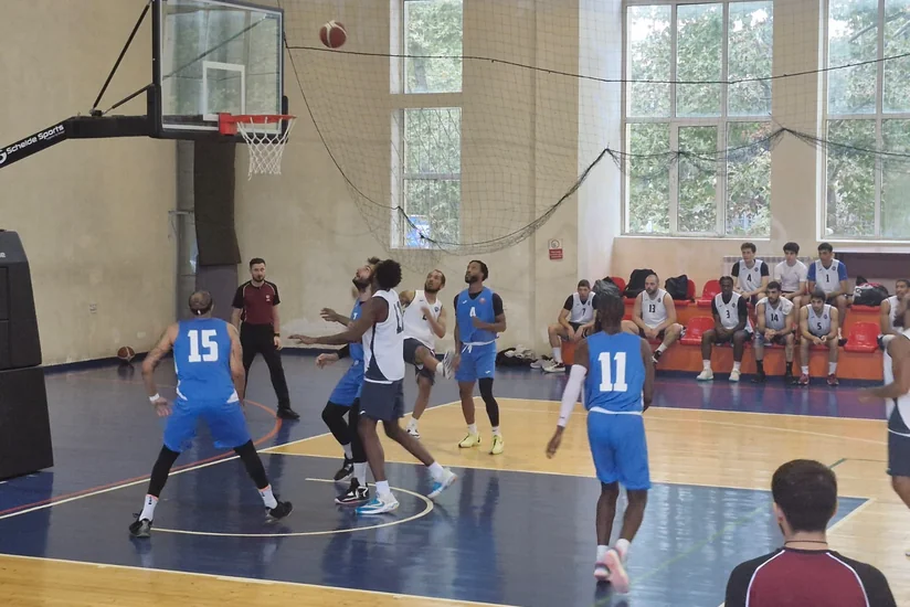 Azərbaycanın basketbol klubları hazırlıq oyununda üz-üzə gəliblər