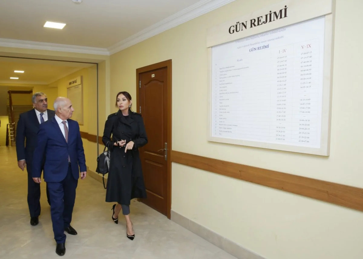 Mehriban Əliyeva Türkandakı 6 nömrəli xüsusi internat məktəbində yaradılan şəraitlə tanış olub
