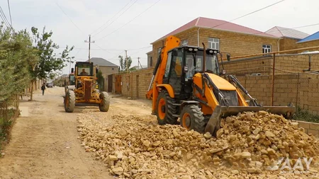 Hökməli qəsəbəsində şəhidlərin adlarını daşıyan 2 küçə təmir edilir