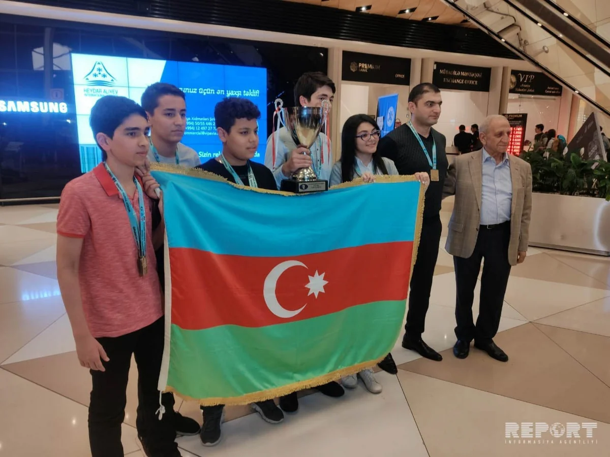 Olimpiadanın qalibi olan Azərbaycan şahmatçıları Vətənə qayıdıb - FOTO - VİDEO