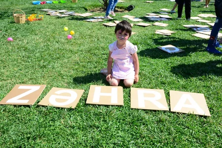Heydər Əliyev Mərkəzinin parkında Uşaq festivalı keçirilib
