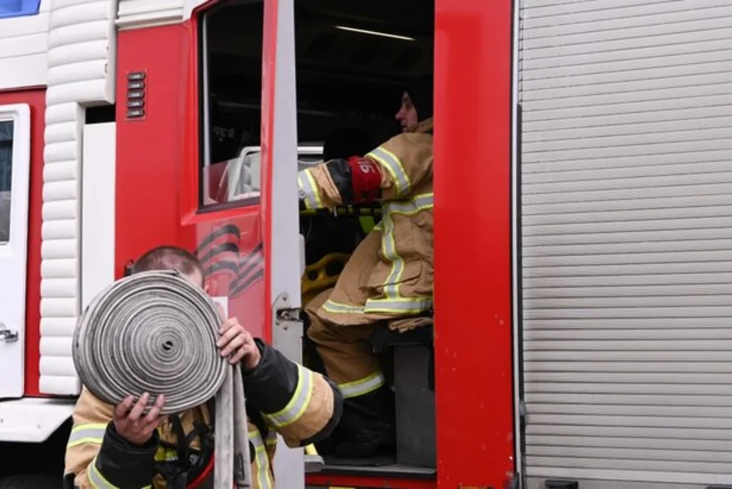 При взрыве газа в здании в Назрани пострадали четыре человека