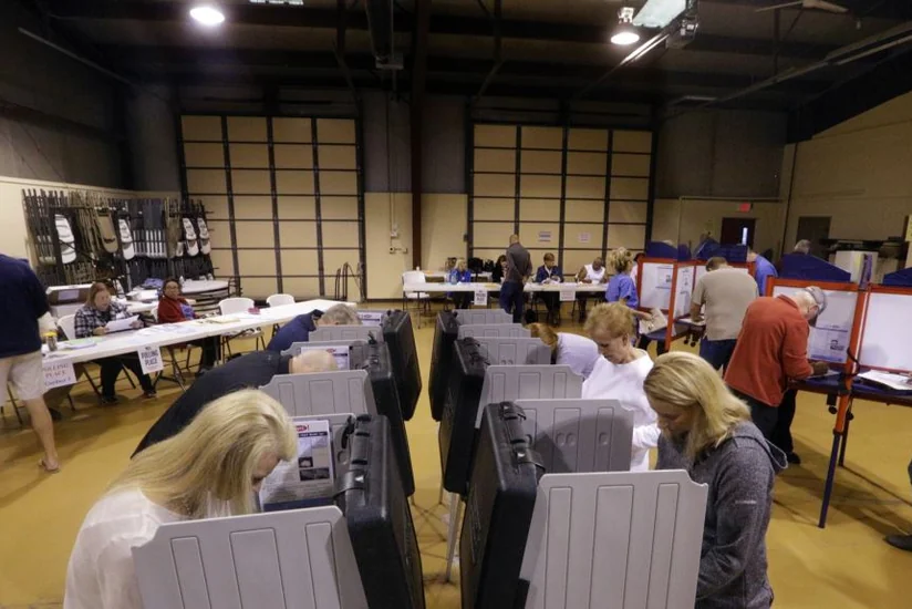 Donald Tramp ötən ilki prezident seçkisindəki saxtakarlığı araşdırmaq üçün komissiya yaradıb