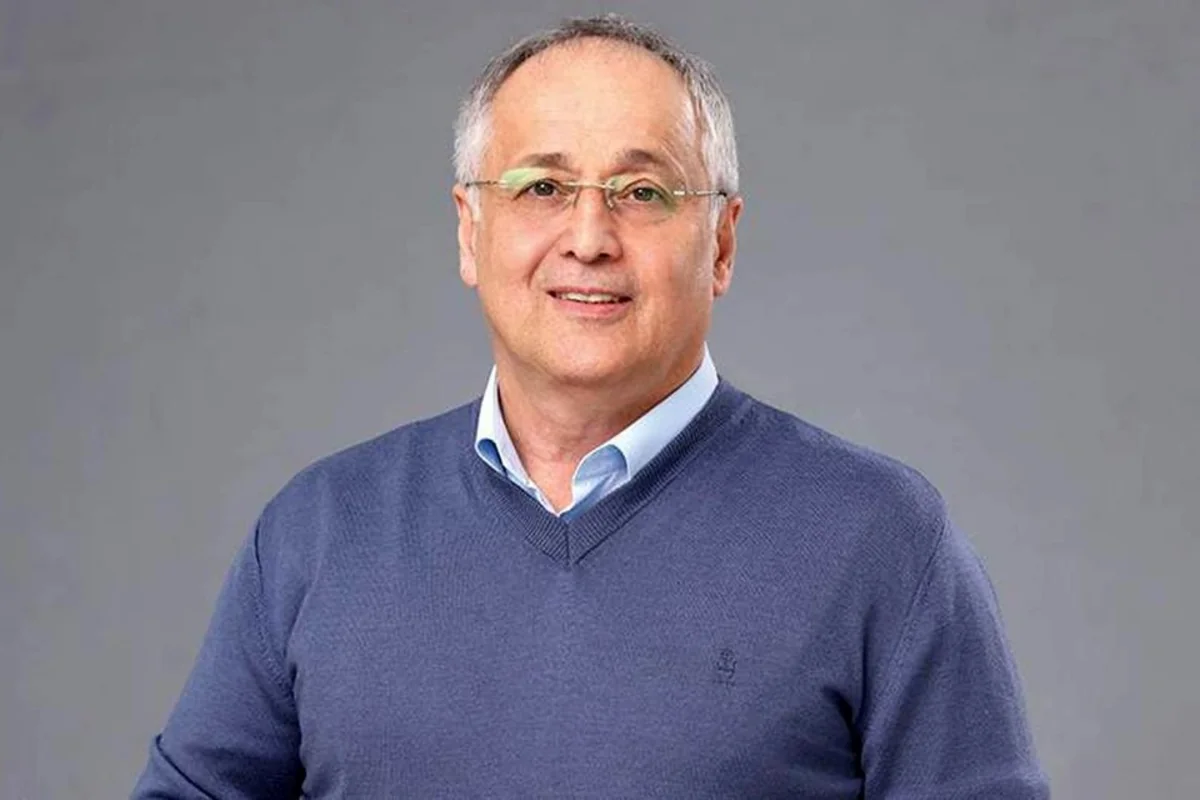 Rusiyada deputat yol qəzasında ölüb