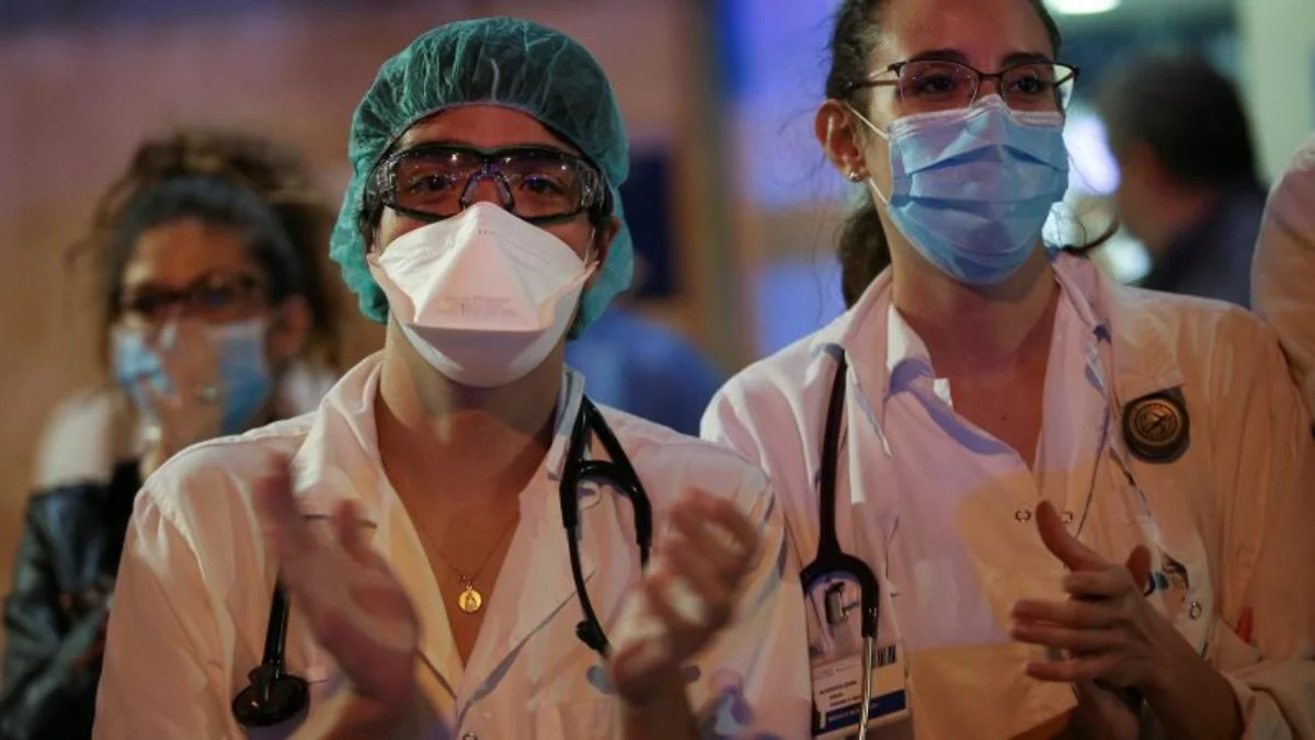 İspaniyada minlərlə tibb işçisi koronavirusa yoluxdu