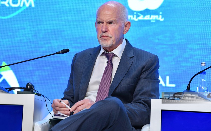 Former Greek PM notes risks of active use of AI