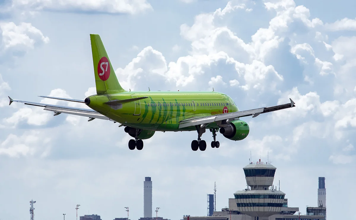 Летевший в Сочи самолет S7 Airlines сообщил о разгерметизации