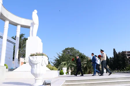 Baş prokuror Lənkəranda vətəndaşları qəbul edib